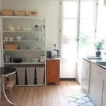 Et Jardin Pres Du アパート *