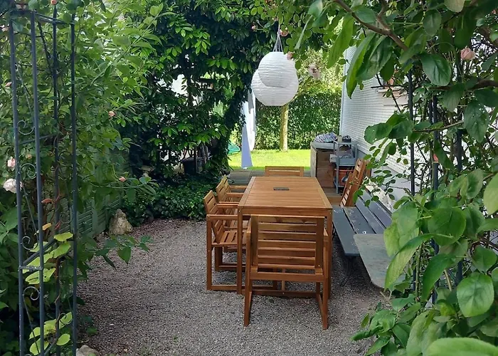 Et Jardin Pres Du * Nidau